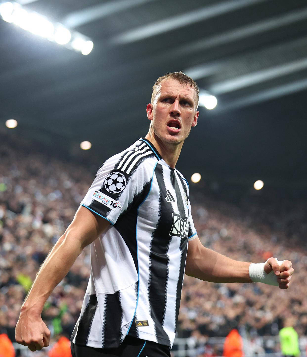 太狠了!赛前阿贾克斯止住颓势——欧冠节点到来尤文图斯赛前调整名单,国际比赛日里尔备战CBA季后赛 太狠了!赛前阿贾克斯止住颓势——欧冠节点到来尤文图斯赛前调整名单,国际比赛日里尔备战CBA季后赛